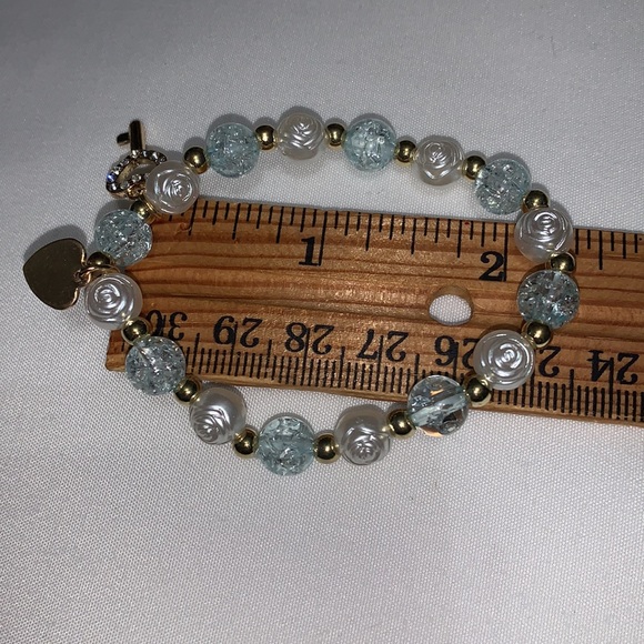 ๐๐ Beaded Heart Lock & Key Bracelet Set - Picture 8 of 9